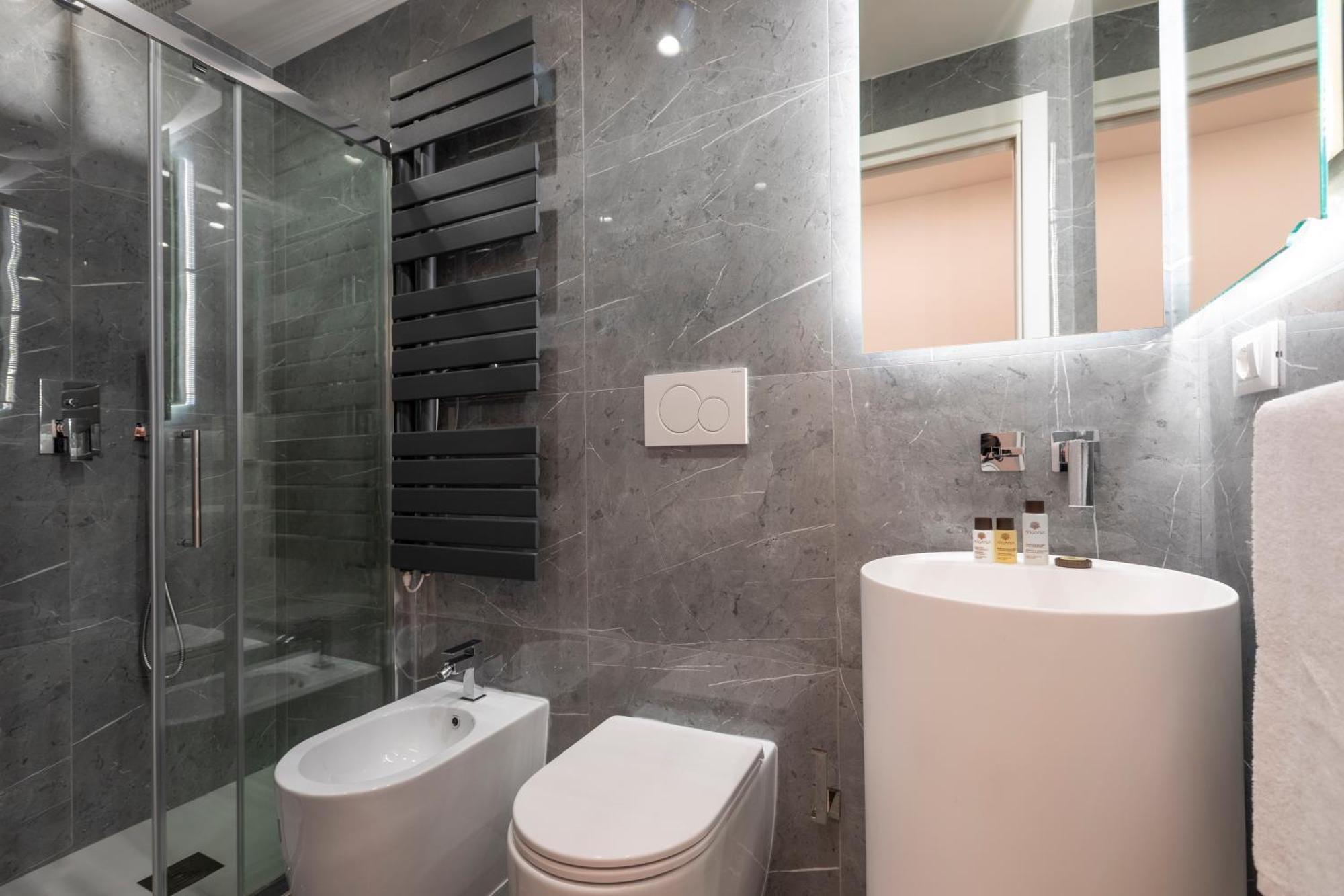 Aparthotel Sonder at Via del Tritone Roma Esterno foto